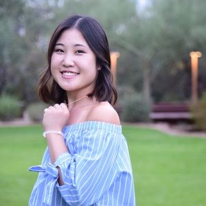 Meet your Posher, Lilly